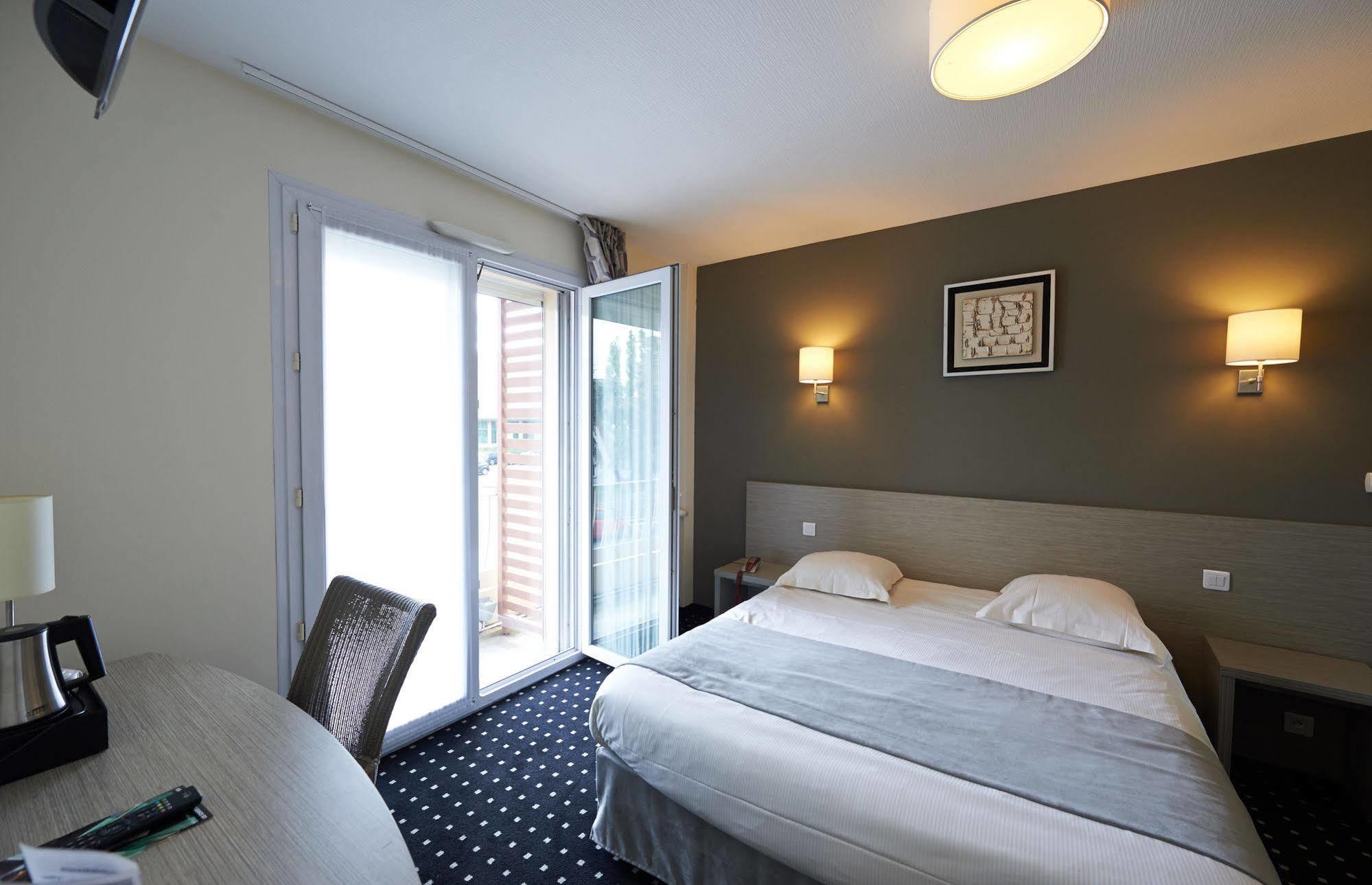 Park Hotel & Appartements Шоле Экстерьер фото